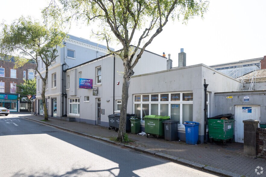 24 Liverpool Gdns, Worthing à louer - Photo de l’immeuble – Image 3 sur 3