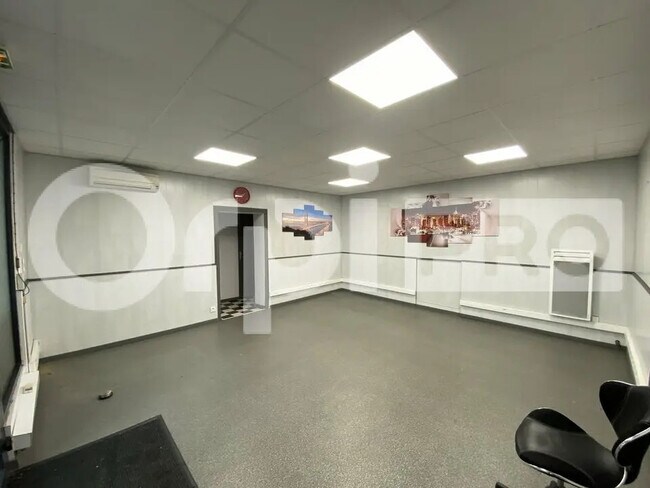 Plus de détails pour Local commercial à vendre