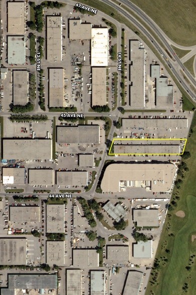 4504-4540 14th St NE, Calgary, AB à louer - Aérien – Image 2 sur 7