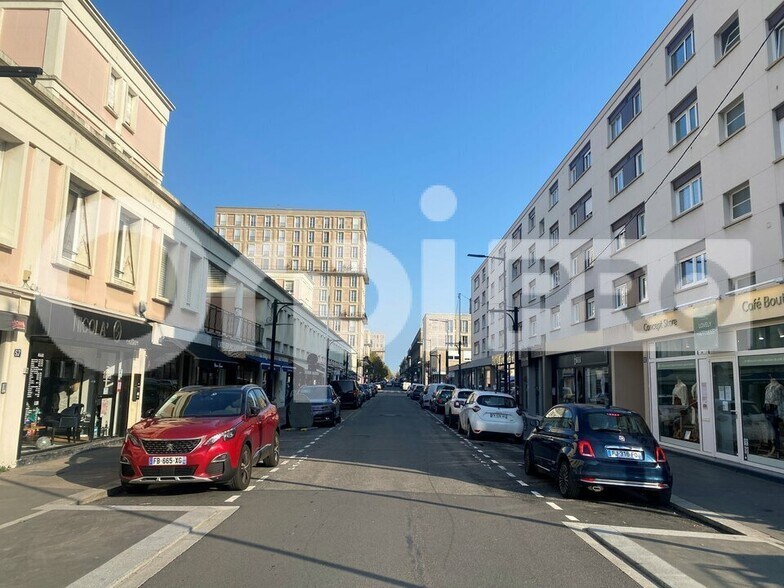 Local commercial dans Le Havre à louer - Photo de l’immeuble – Image 3 sur 5
