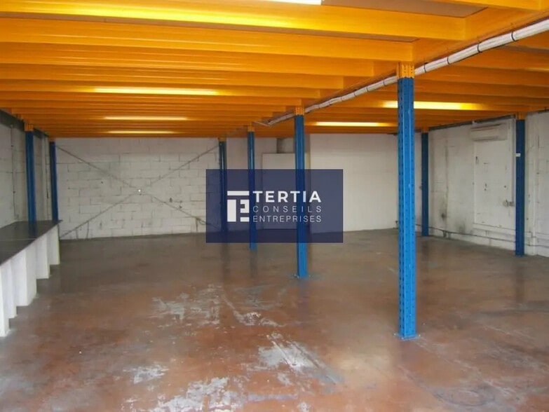 Local d’activités dans Lattes à louer - Photo de l’immeuble – Image 2 sur 10