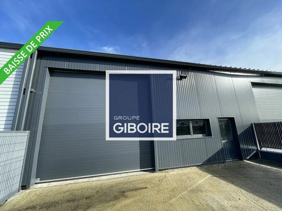 Industriel/Logistique dans Saint-Armel à louer Photo de l’immeuble– Image 1 sur 7