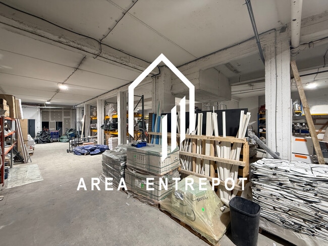 Plus de détails pour Local d’activités à vendre