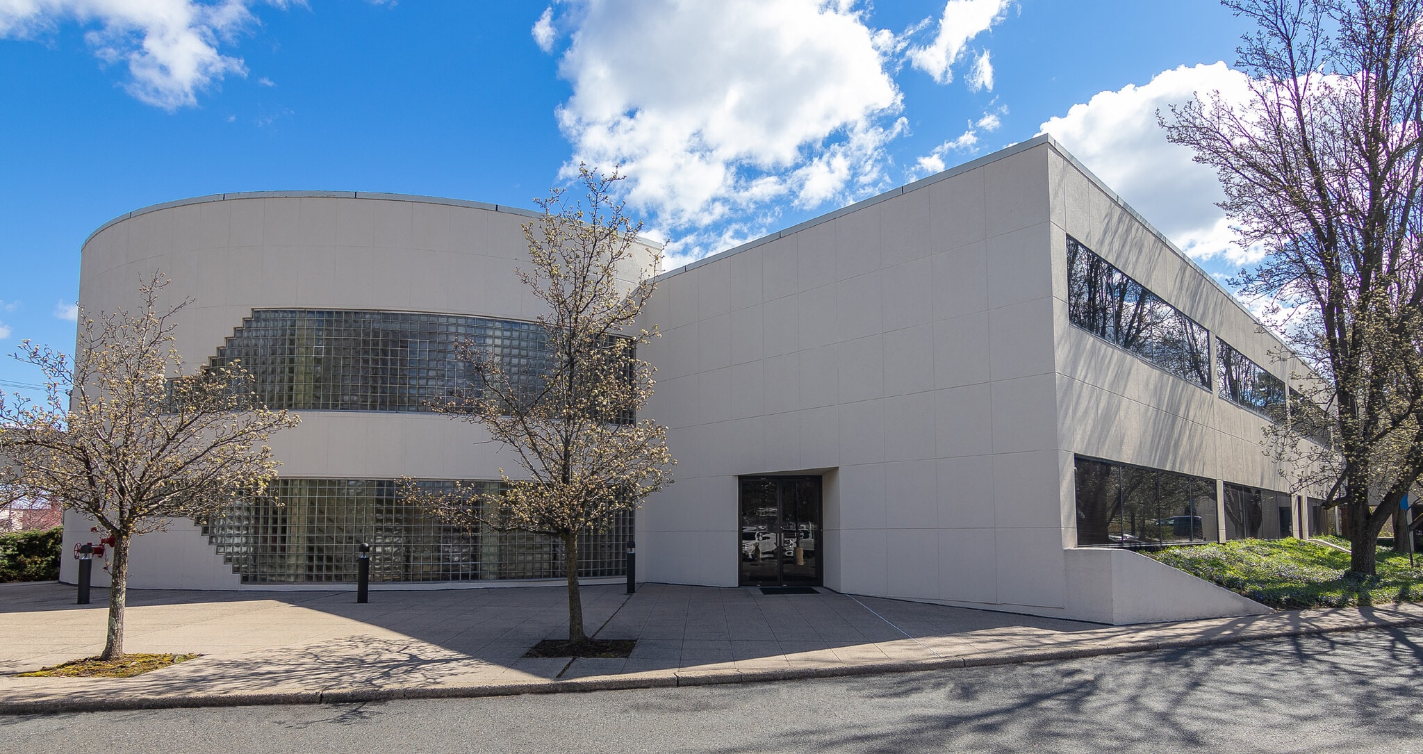 615 W Mount Pleasant Ave, Livingston, NJ à louer Photo de l’immeuble– Image 1 sur 4
