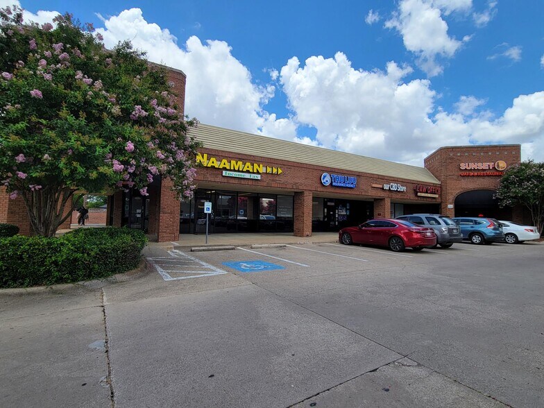 2105-2193 Buckingham Rd, Richardson, TX à louer - Photo de l’immeuble – Image 3 sur 12