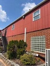 334 N Clarendon Ave, Scottdale, GA à louer Photo de l’immeuble– Image 2 sur 3