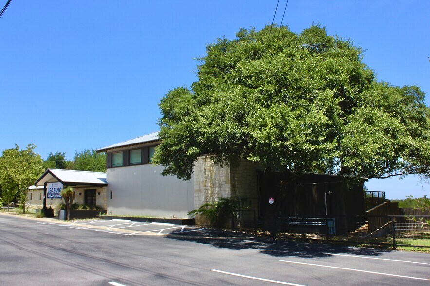 18800 Hamilton Pool Rd, Dripping Springs, TX à louer - Photo de l’immeuble – Image 2 sur 9
