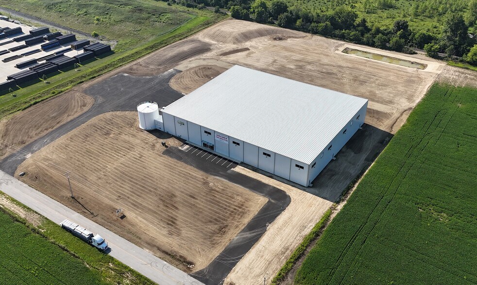 8360 Albers Rd, Celina, OH à vendre - Photo de l’immeuble – Image 2 sur 2