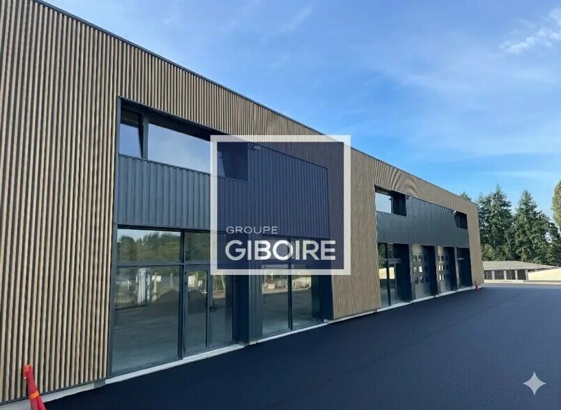 Industriel/Logistique dans Saint-Gilles à louer - Photo de l’immeuble – Image 2 sur 18