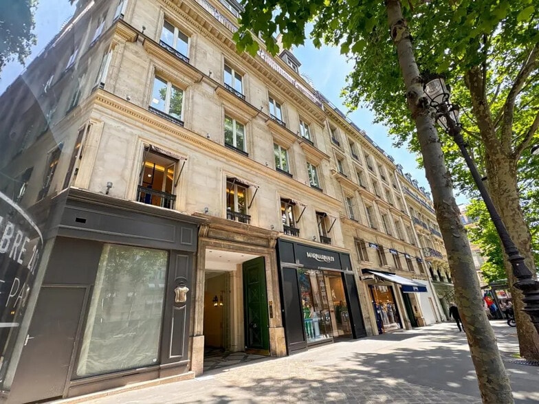 Bureau dans Paris à louer - Photo de l’immeuble – Image 2 sur 13