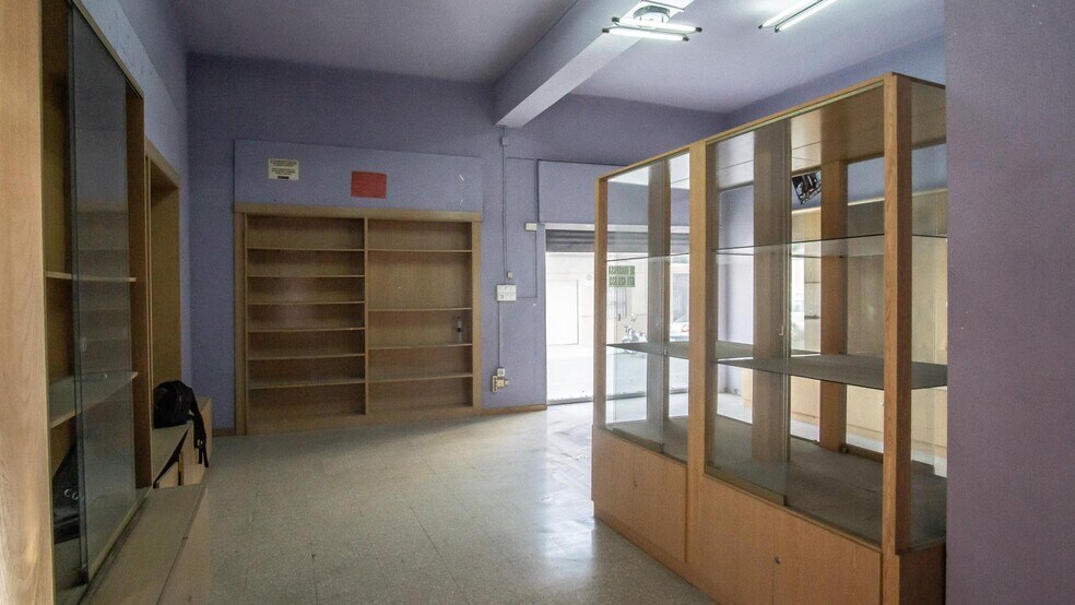 Local commercial dans Elda, Alicante à vendre - Photo intérieure – Image 2 sur 8