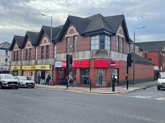 Plus de détails pour 49 County Rd, Liverpool - Local commercial à vendre