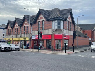 Plus de détails pour 49 County Rd, Liverpool - Local commercial à vendre