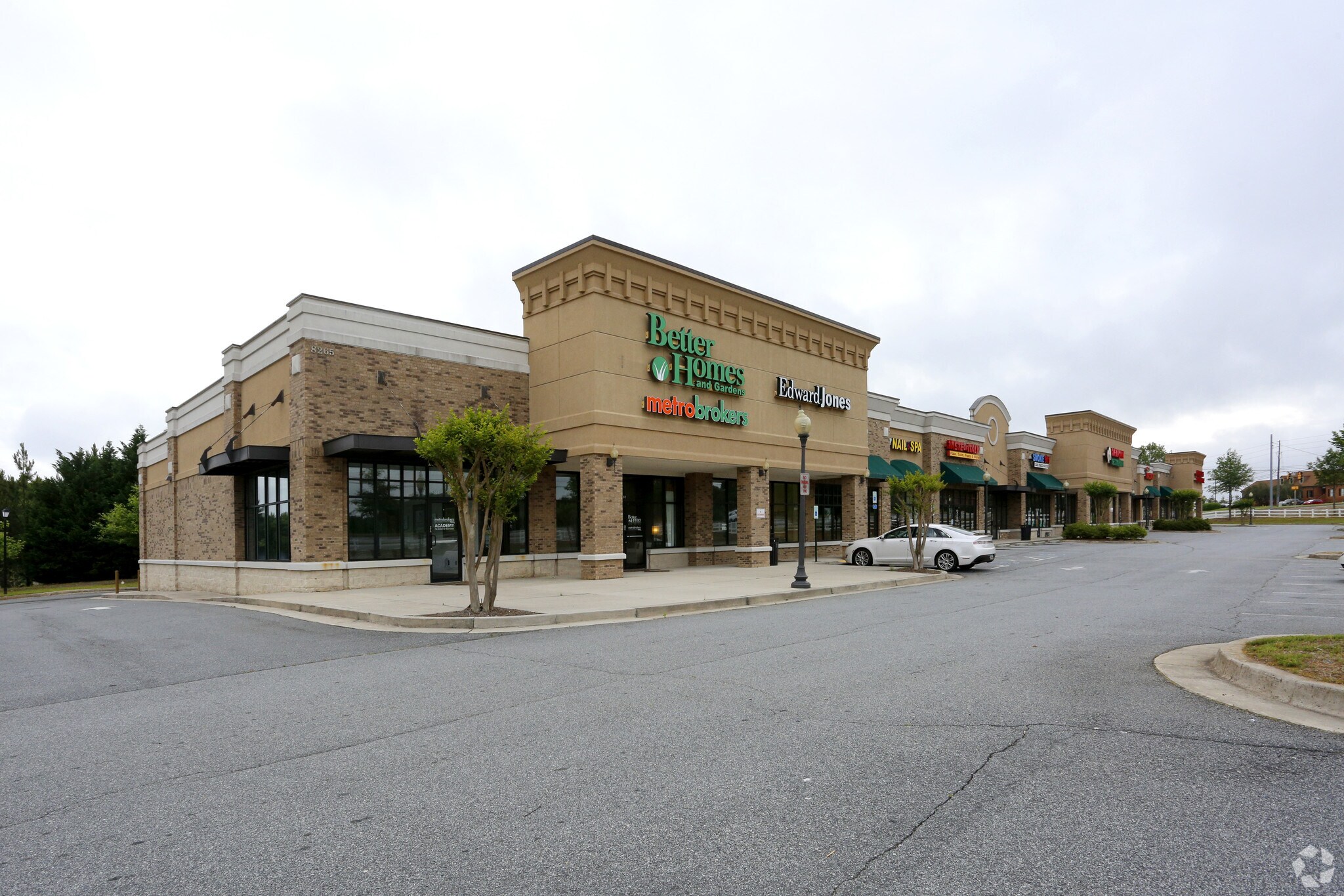 8265 highway 92, Woodstock, GA à louer Photo principale– Image 1 sur 10