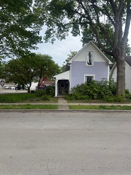 6516 Ferguson St, Indianapolis, IN à louer - Photo de l’immeuble – Image 3 sur 13