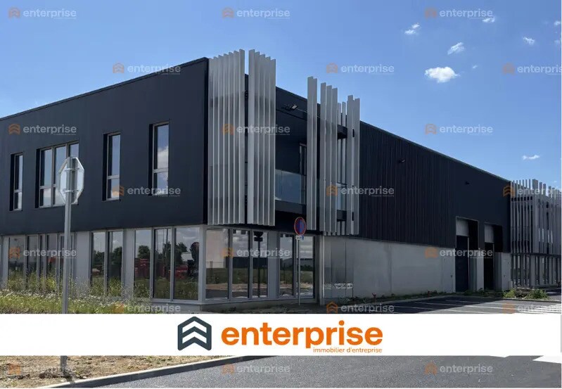 Local d'activités dans Avelin à vendre - Photo de l’immeuble – Image 1 sur 4