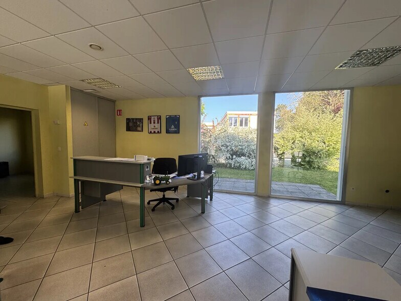 4 Rue Du Commerce, Cormontreuil à vendre - Photo de l’immeuble – Image 2 sur 5