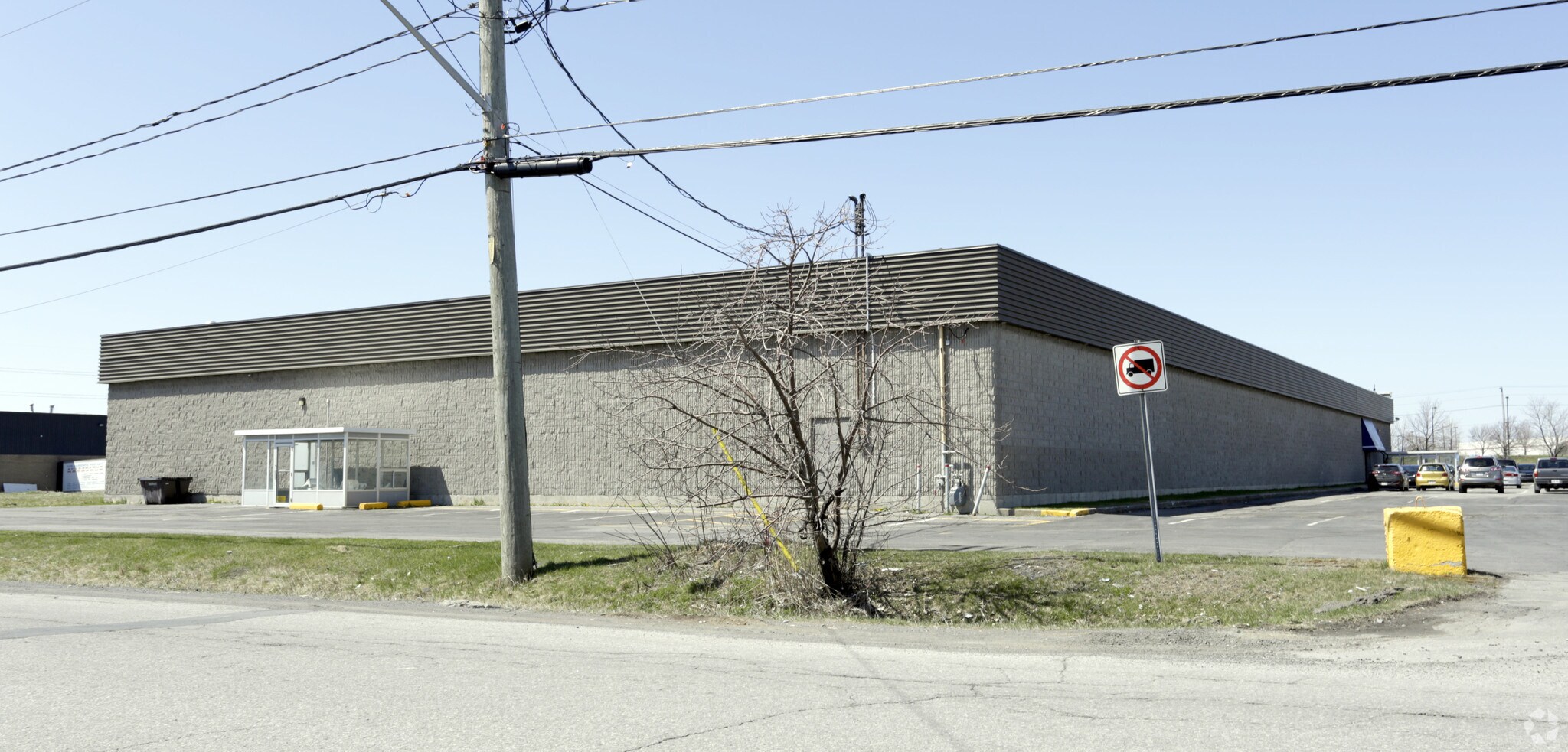 9525 Boul Taschereau, Brossard, QC à vendre Photo de l’immeuble– Image 1 sur 11