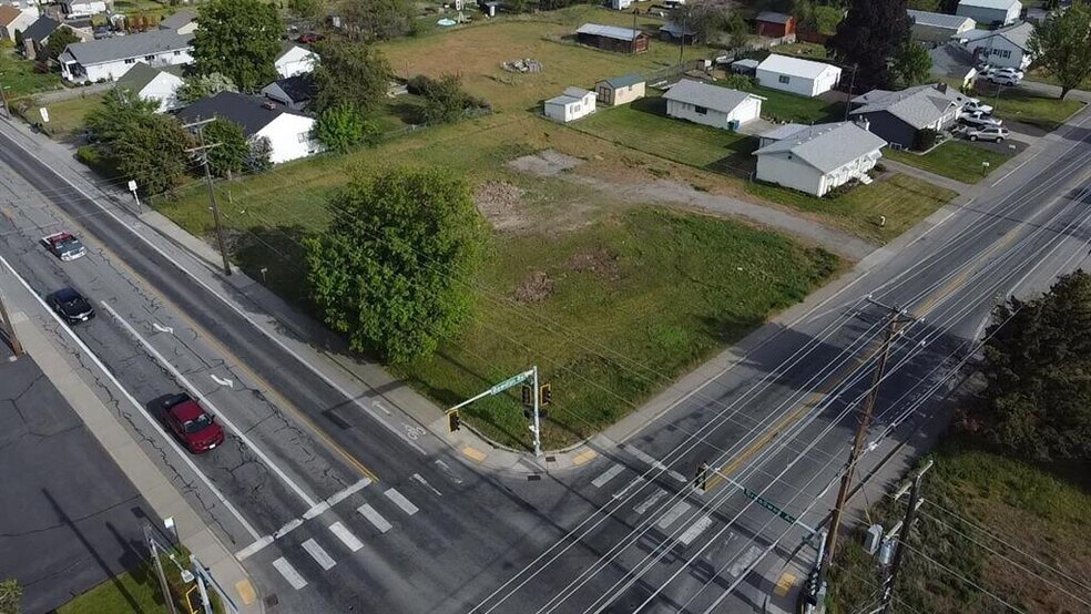 11504 E Broadway Ave, Spokane Valley, WA à vendre - Photo de l’immeuble – Image 3 sur 20