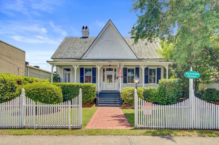 117 S Cedar St, Summerville, SC à louer - Photo de l’immeuble – Image 1 sur 21