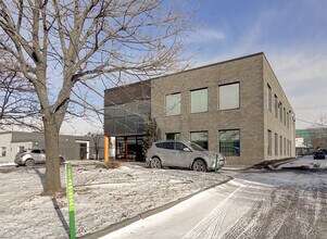 445 Rue Du Parc-Industriel, Longueuil, QC à vendre Photo de l’immeuble– Image 2 sur 4