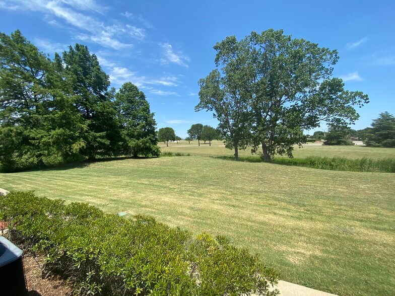 1050 W Campbell Rd, Richardson, TX à vendre - Photo de l’immeuble – Image 3 sur 26