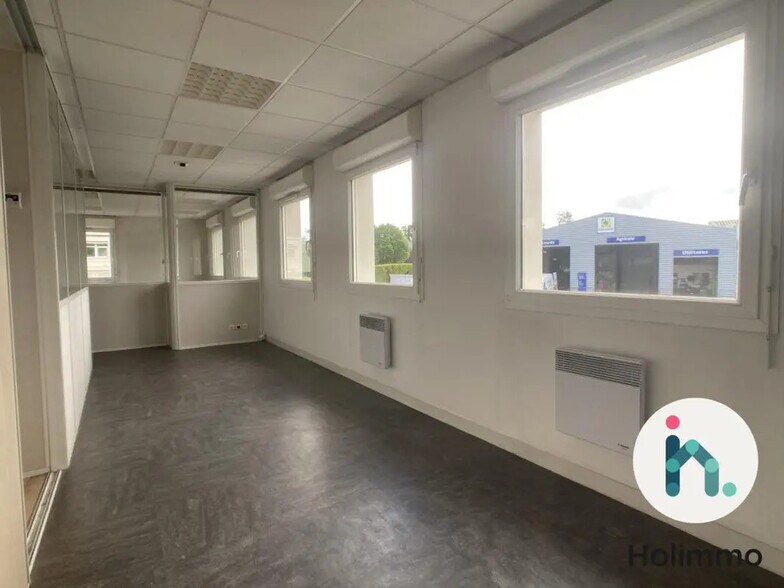 Bureau dans Vannes à louer - Photo de l’immeuble – Image 1 sur 8