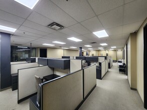 4975-4995 Rue Fisher, Montréal, QC à louer Photo intérieure– Image 2 sur 8