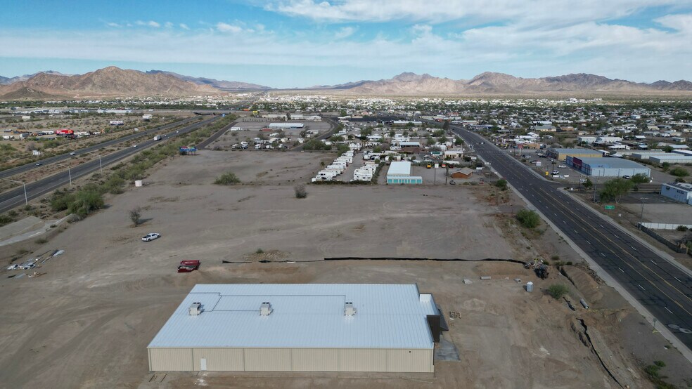 535 Main St, Quartzsite, AZ à vendre - Photo de l’immeuble – Image 3 sur 14