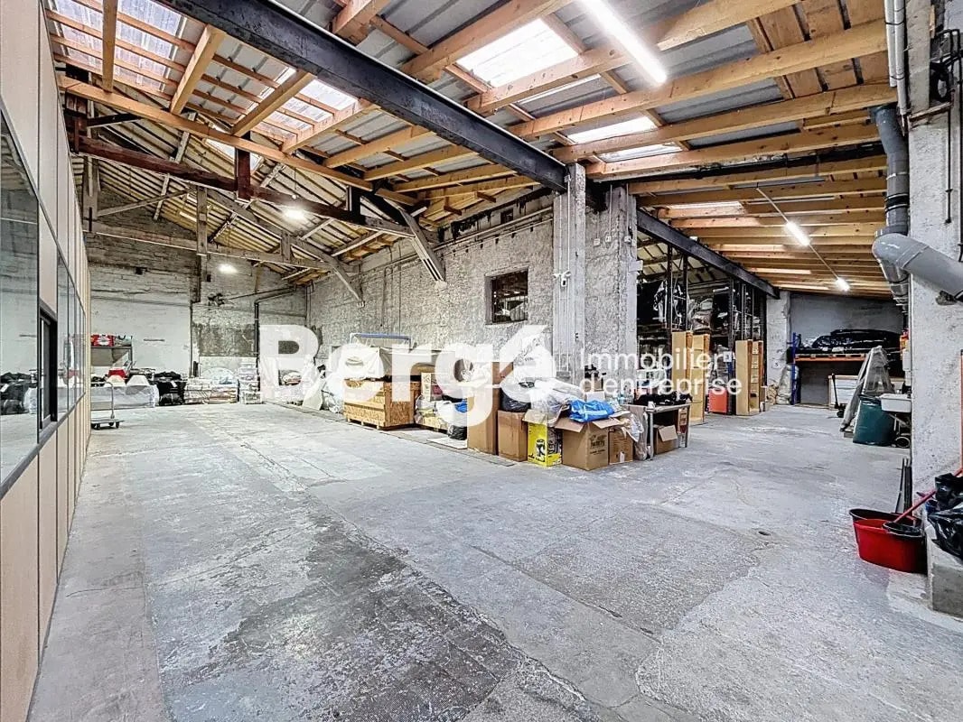 Industriel/Logistique dans Nice à louer Photo intérieure– Image 1 sur 11