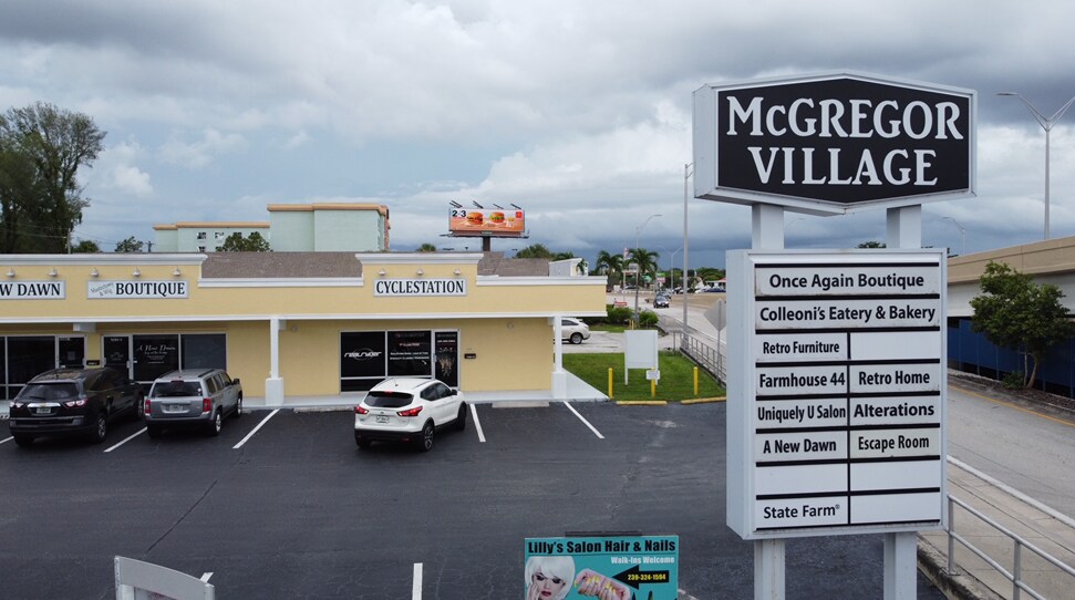 12713 Mcgregor Blvd, Fort Myers, FL à vendre Photo principale– Image 1 sur 10