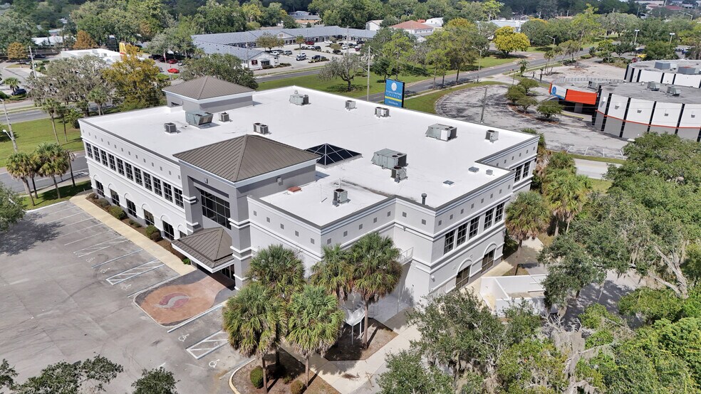 3200 E Silver Springs Blvd, Ocala, FL à louer - Photo de l’immeuble – Image 3 sur 7