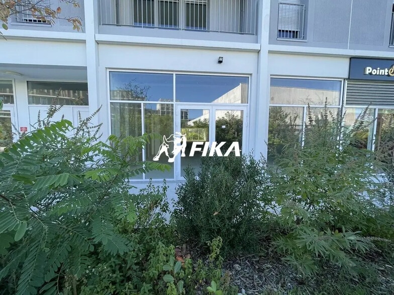 Local commercial dans Mérignac à vendre - Photo de l’immeuble – Image 2 sur 8