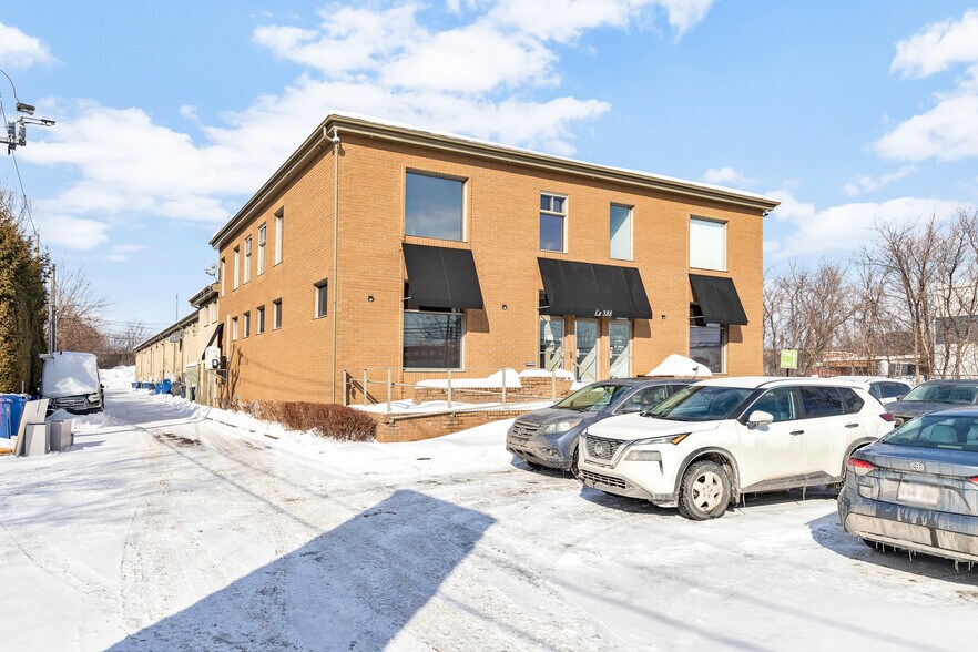 388 Rue Blainville E, Sainte-Thérèse, QC à louer - Photo de l’immeuble – Image 3 sur 5