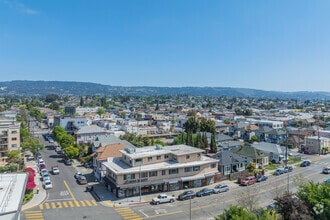 3700 E 12th St, Oakland, CA - Vue aérienne  vue de carte - Image1