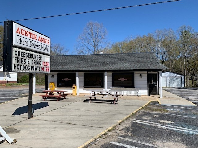 203 Farrs Bridge Rd, Pickens, SC à vendre - Photo de l’immeuble – Image 1 sur 29