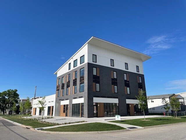 335 N 23rd St, Lincoln, NE à louer - Photo de l’immeuble – Image 1 sur 9