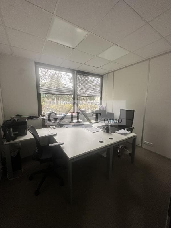 Bureau dans Rosny-sous-Bois à vendre Photo intérieure– Image 1 sur 10