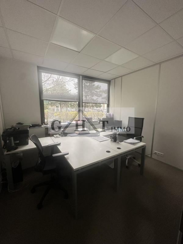 Plus de détails pour Bureau à vendre