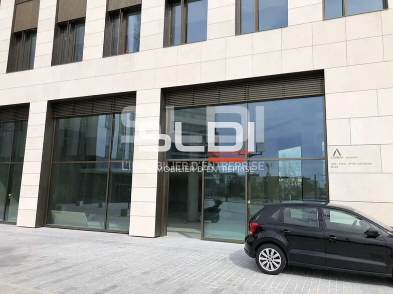Local commercial dans Villeurbanne à louer - Photo de l’immeuble – Image 2 sur 19