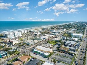222 N 1st St, Cocoa Beach, FL - VUE AÉRIENNE  vue de carte