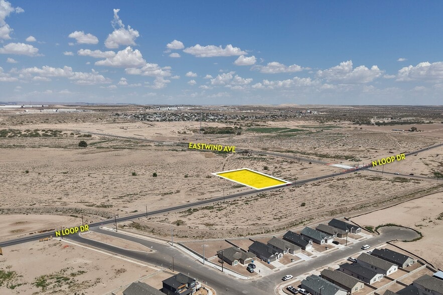 12545 North Loop Dr, Clint, TX à vendre - Aérien – Image 1 sur 10
