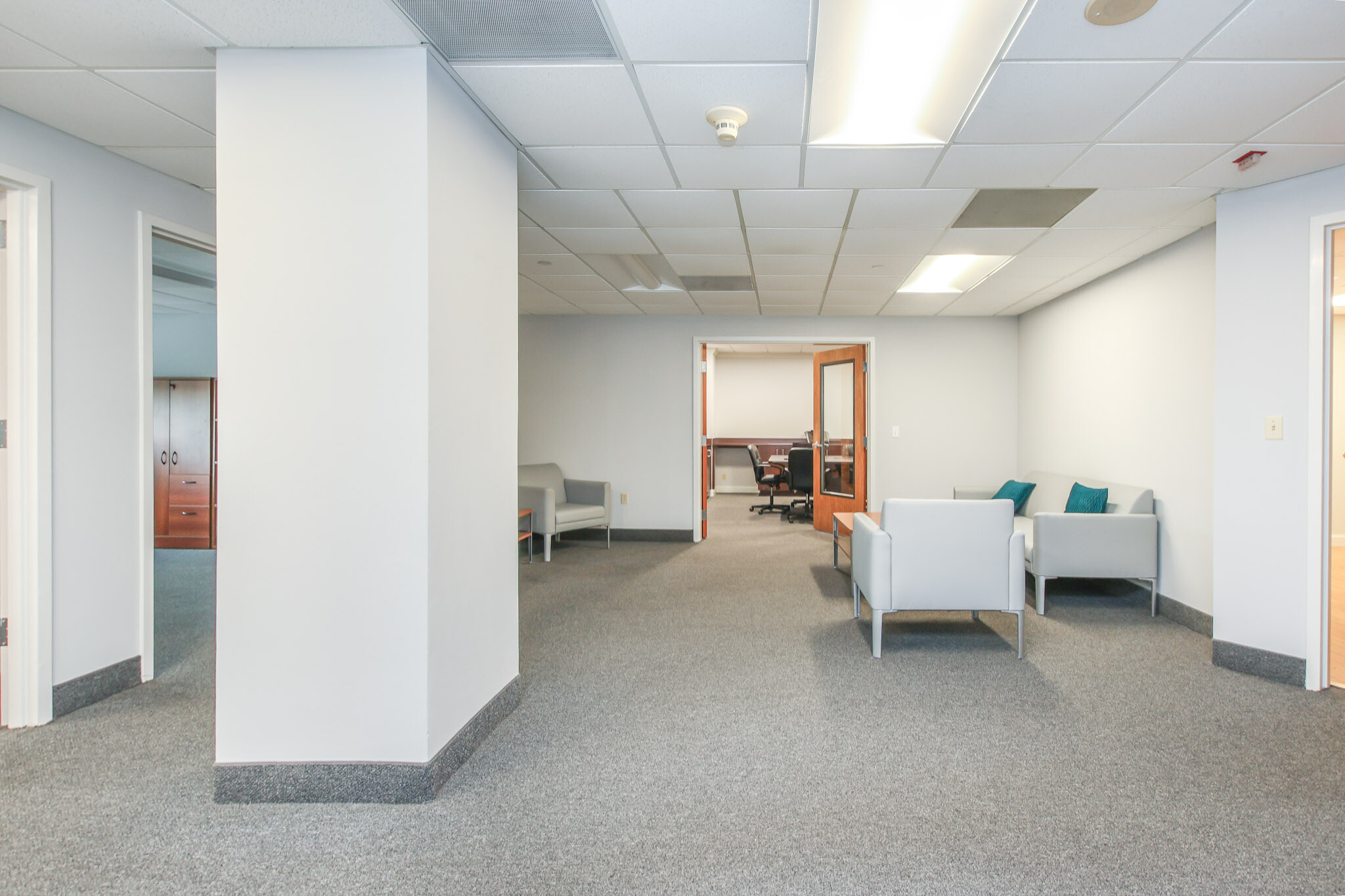 210 N University Dr, Coral Springs, FL à louer Photo intérieure– Image 1 sur 22