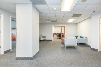 210 N University Dr, Coral Springs, FL à louer Photo intérieure– Image 1 sur 22