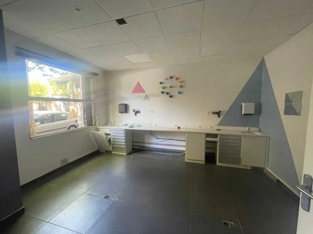 Bureau dans Lyon à louer Photo intérieure– Image 1 sur 5