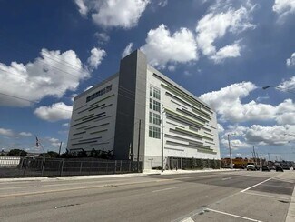 Plus de détails pour 2915 NW 36th St, Miami, FL - Bureau/Local commercial à louer