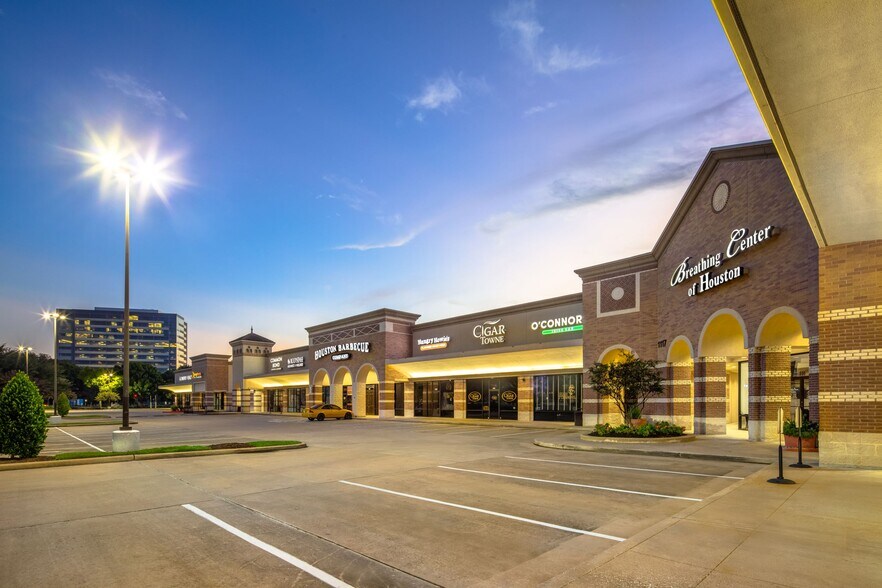 1127 Eldridge Pky, Houston, TX à louer - Photo de l’immeuble – Image 2 sur 10