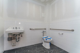 752 Targee St, Staten Island, NY à louer Photo intérieure– Image 2 sur 8