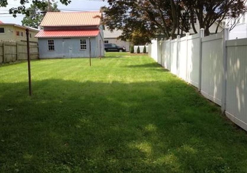 214 W High St, Manheim, PA à vendre - Photo de l’immeuble – Image 2 sur 5