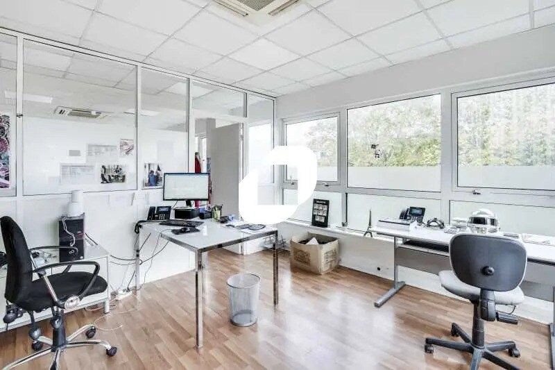 34-36 Rue Auguste Perret, Villejuif à louer - Photo de l’immeuble – Image 3 sur 15